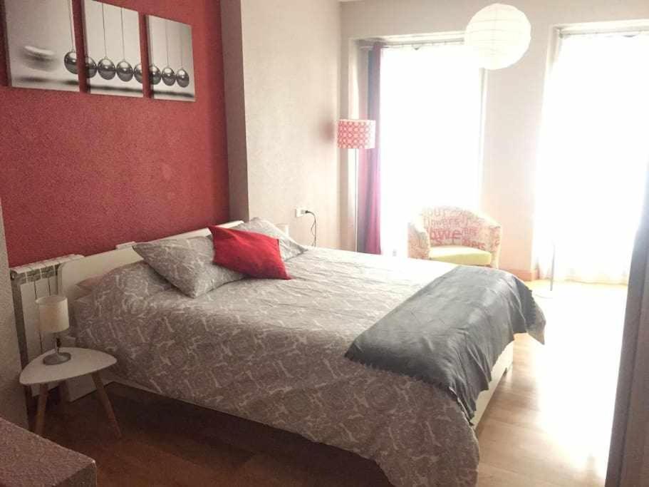 Apartamento Ayla Ayuntamiento Παμπλόνα Εξωτερικό φωτογραφία