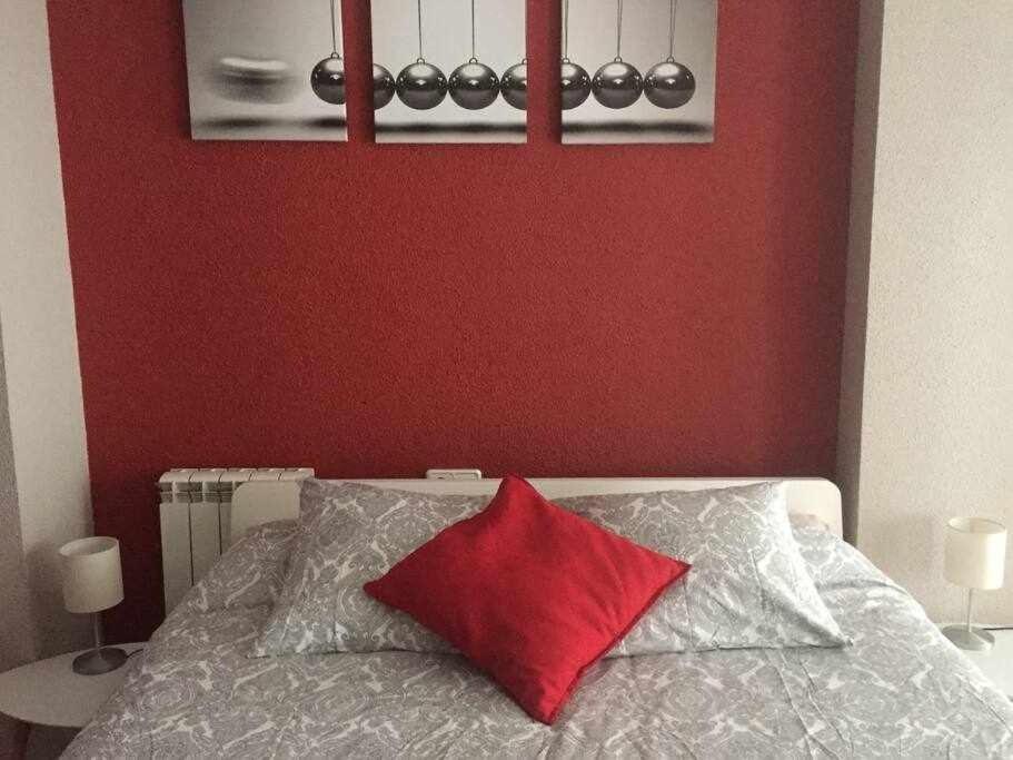 Apartamento Ayla Ayuntamiento Παμπλόνα Εξωτερικό φωτογραφία